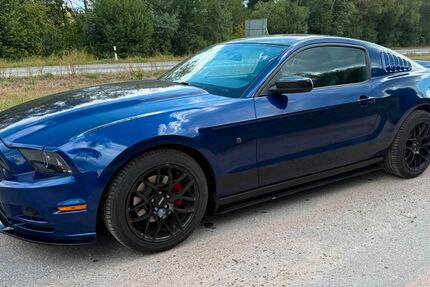Ford Mustang 78.000 km 17.500 &euro; Mörlenbach 69509