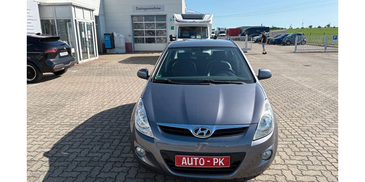 Hyundai i20 220.000 km 3.900 &euro; Staßfurt 39418