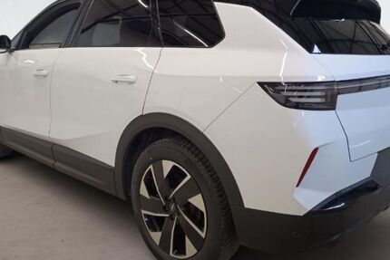 Opel Grandland (X) 31.988 km 28.100 &euro; Senftenberg / OT Brieske 01968
