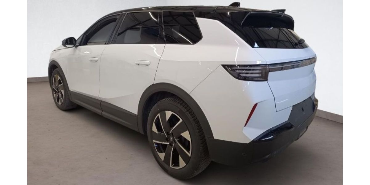 Opel Grandland (X) 31.988 km 28.100 &euro; Senftenberg / OT Brieske 01968