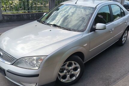 Ford Mondeo 213.000 km 1.399 &euro; Bad KIssingen 97688