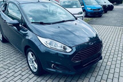 Ford Fiesta 85.000 km 6.980 &euro; XANTEN 46509