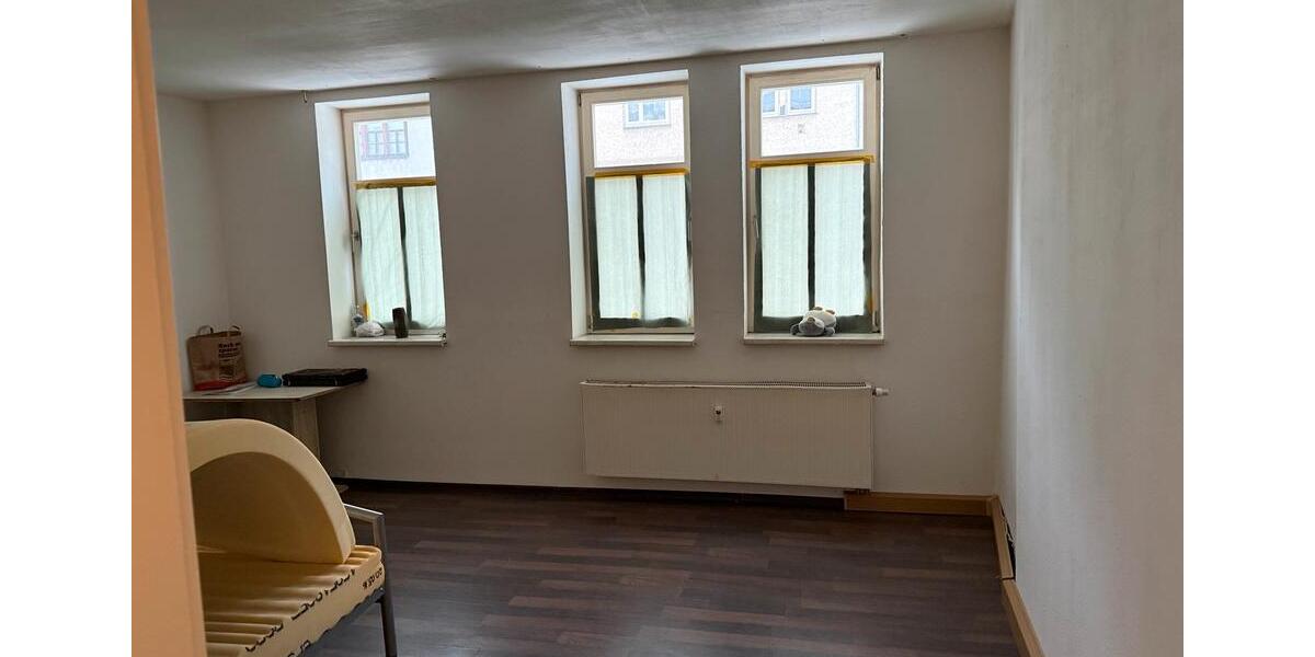 Einfamilienhaus Waltershausen - 3 Zimmer, 200 m&sup2;, 200.000&euro; | Angebot:24841714