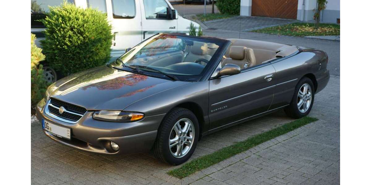 Chrysler Stratus 148.000 km 4.900 &euro; Offenburg, Stadt 77656