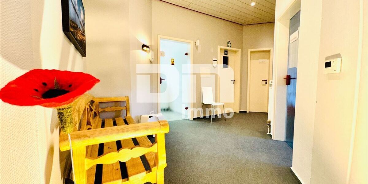 Ladeneinheit und Büro Praxisfläche teilvermietet im Paket mit umfangreicher Ausstattung - Gewerbeobjekt Kleinostheim | Angebot:26971242