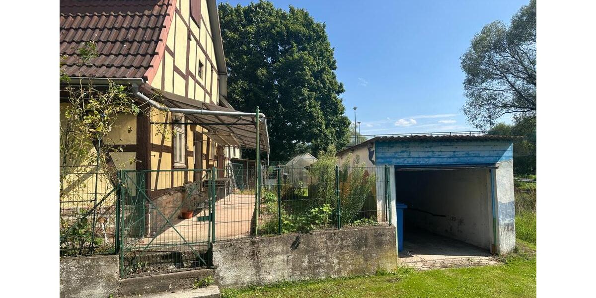 Mehrfamilienhaus, Wohnhaus Rotenburg an der Fulda - 5 Zimmer, 180 m&sup2;, 149.000&euro; | Angebot:24887812