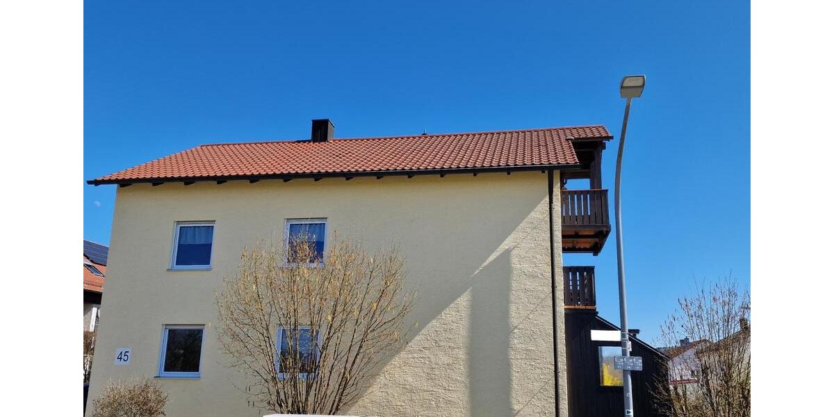 Sehr gepflegtes Mehrfamilienhaus in Massivbauweise 8 zimmer