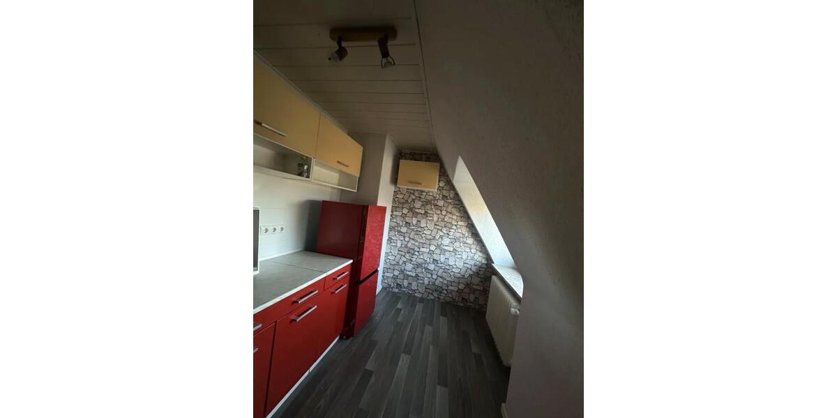 Dachgeschoßwohnung Aukrug - 2 Zimmer, 38 m&sup2;, 450&euro; | Angebot:25517243