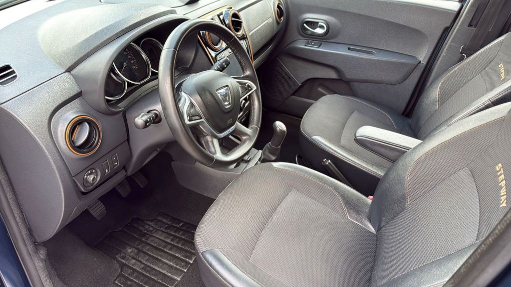 Dacia Lodgy 159.600 km 5.990 &euro; Ahrensburg 22926