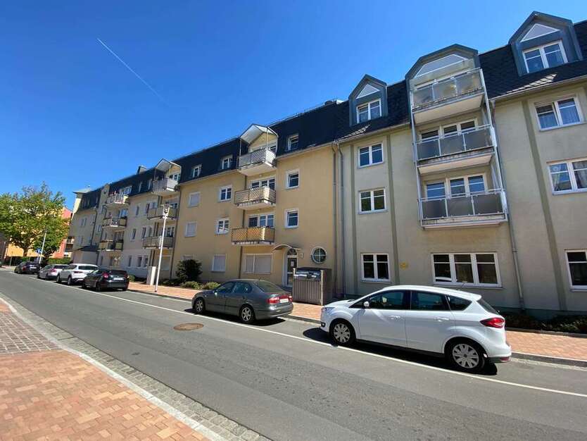 Wohnung zum Mieten in Plauen 290 € 45.07 m²