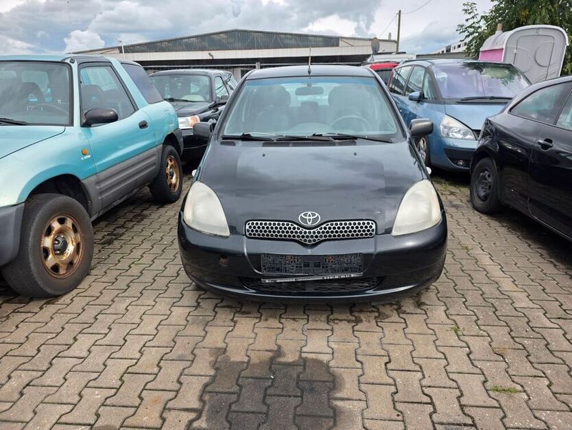 Yaris