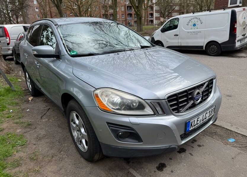 Volvo XC60 312.223 km 6.799 € Hamburg 22111