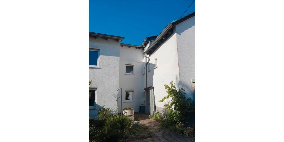 Einfamilienhaus Mehlingen - 8 Zimmer, 176 m&sup2;, 475.000&euro; | Angebot:26992851