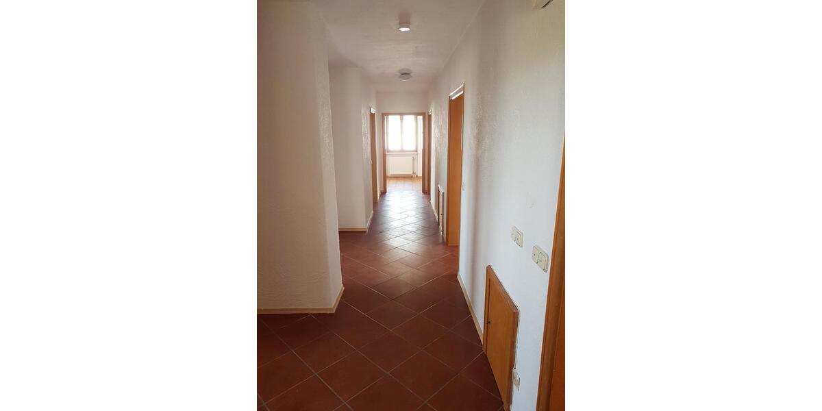 Erdgeschoßwohnung Odelzhausen - 5 Zimmer, 149 m&sup2;, 1.310&euro; | Angebot:26250517