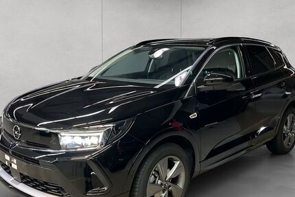Opel Grandland (X) 22.514 km 23.950 &euro; Frankfurt 60386