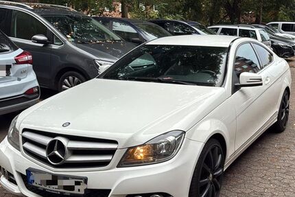 Mercedes-Benz C 180 180.000 km 8.200 &euro; Kiel 24145