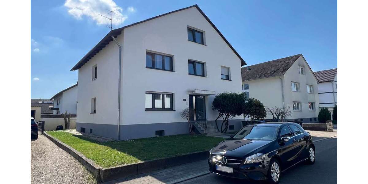 Einfamilienhaus Karlsdorf-Neuthard / Karlsdorf Karlsdorf - 8 Zimmer, 272 m&sup2;, 770.000&euro; | Angebot:21292381
