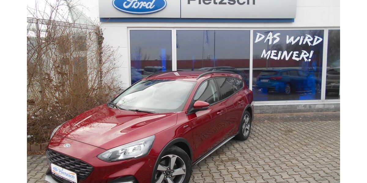 Ford Focus 64.365 km 16.990 &euro; Radeberg 01454