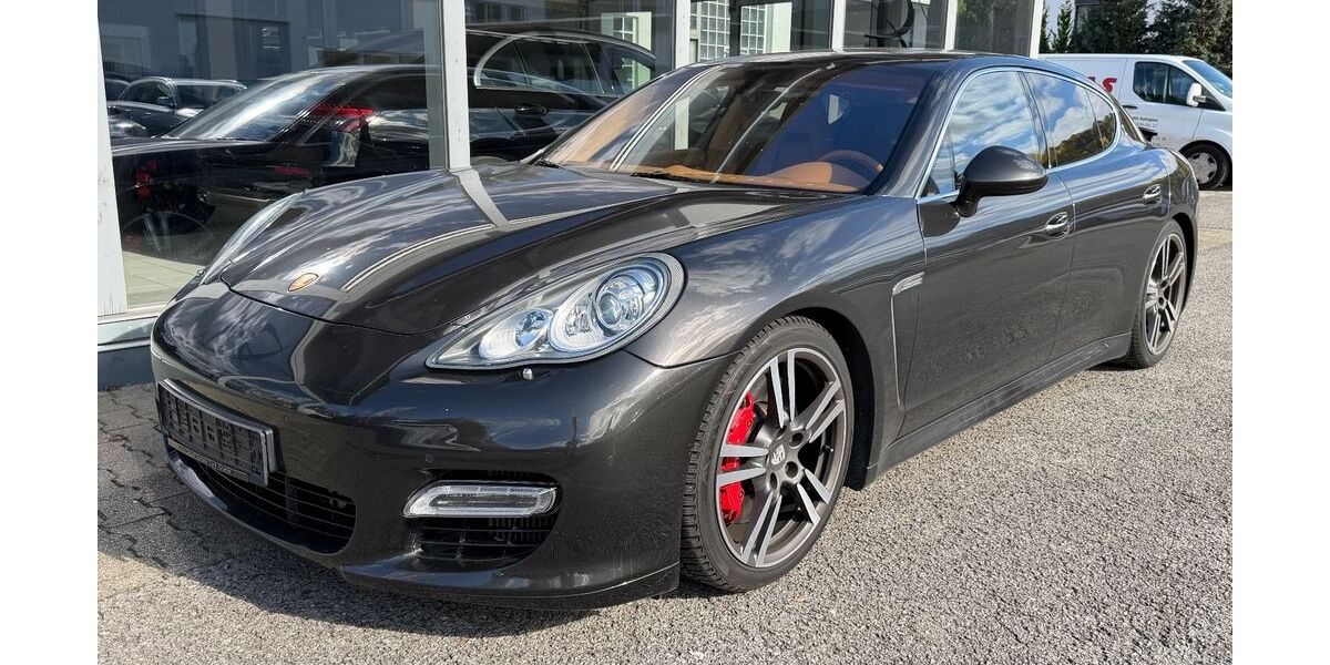 Porsche Panamera 140.661 km 29.990 &euro; Herrenberg bei Stuttgart 71083