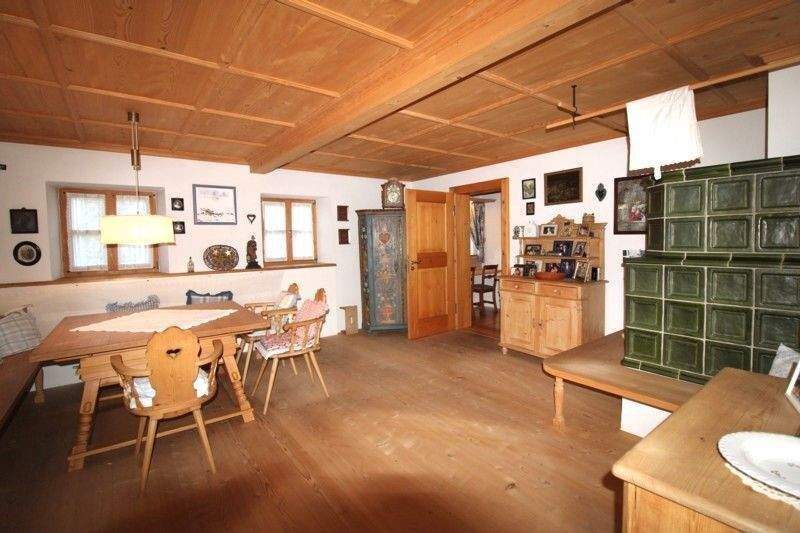 Einfamilienhaus Aystetten - 8 Zimmer, 250 m&sup2;, 2.850&euro; | Angebot:25726452