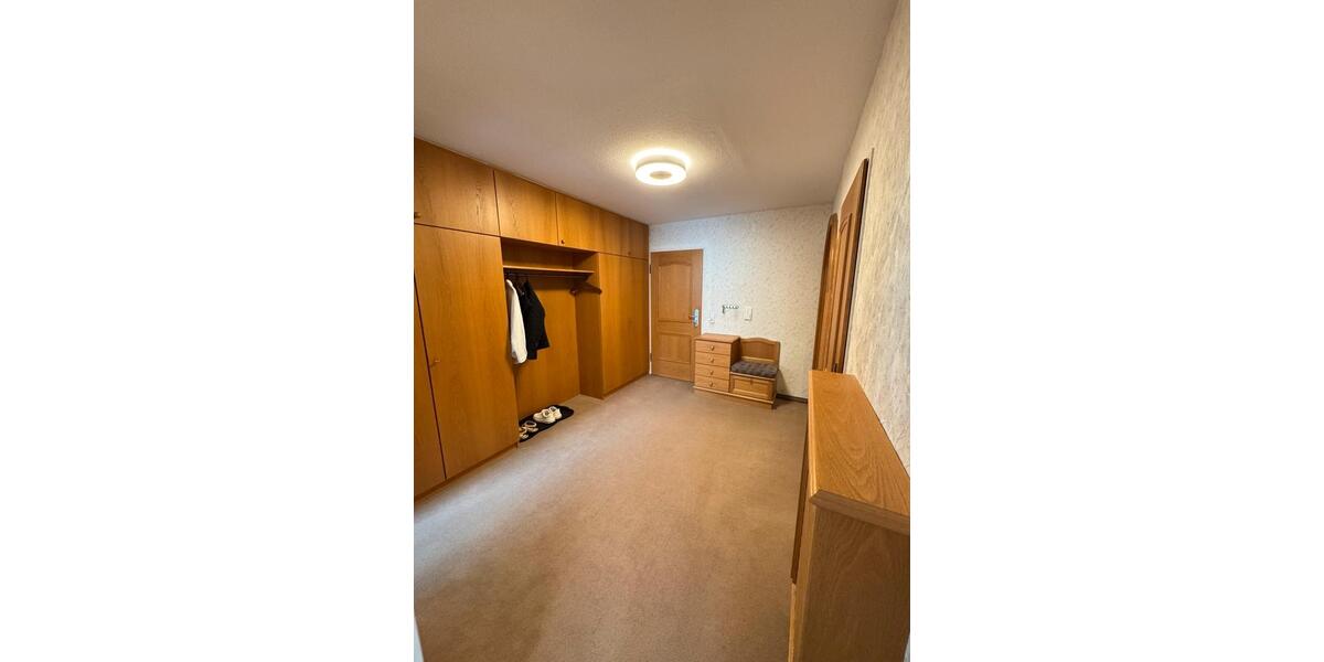 Etagenwohnung Kempten (Allgäu) - 2 Zimmer, 74 m&sup2;, 1.190&euro; | Angebot:26677607