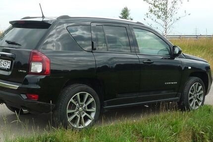 Jeep Compass 135.000 km 13.500 € München 80807