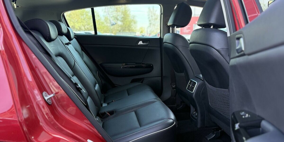 Kia Sportage Platinum Edition 4WD 360°/JBL/ACC/NAVI 77.030 km 21.800 &euro; Villingen-Schwenningen 78054