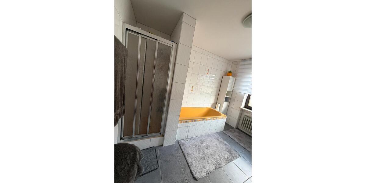 Reihenhaus Günzburg - 5 Zimmer, 140 m&sup2;, 1.500&euro; | Angebot:26062485