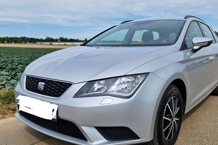 Seat Leon 102.000 km 9.800 &euro; Filderstadt 70794