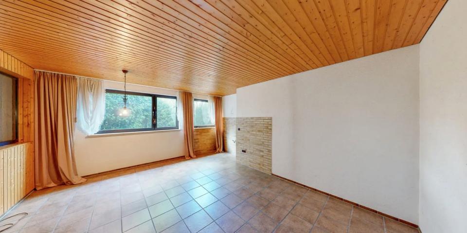 Einfamilienhaus Wertheim - 10 Zimmer, 500 m&sup2;, 450.000&euro; | Angebot:26902395