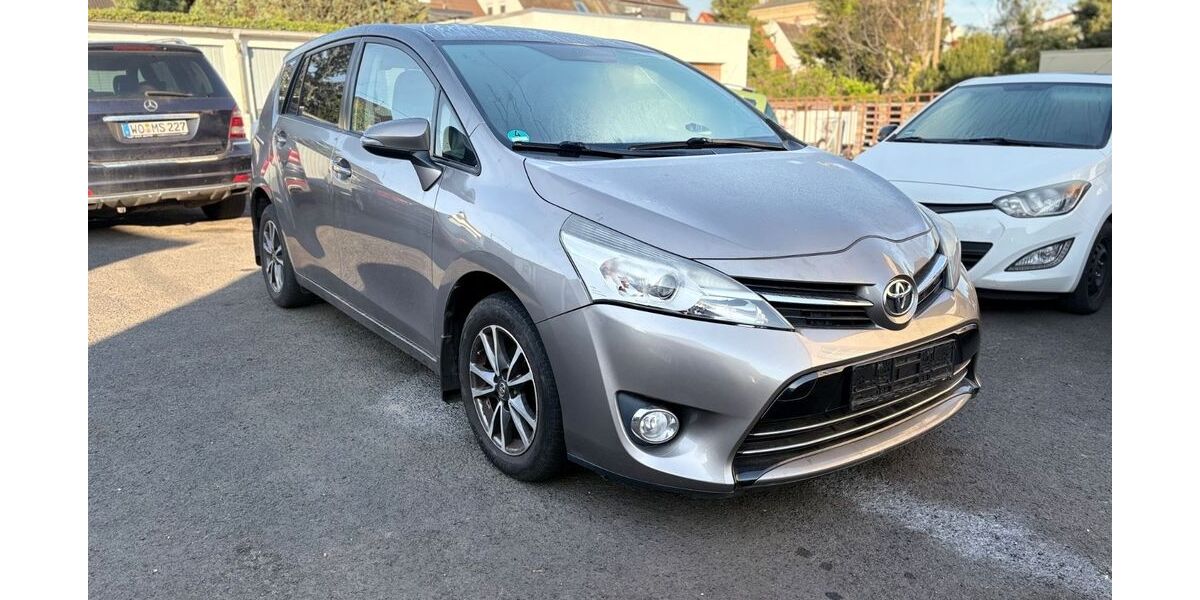 Toyota Verso 177.740 km 4.590 &euro; Ludwigshafen am Rhein 67071
