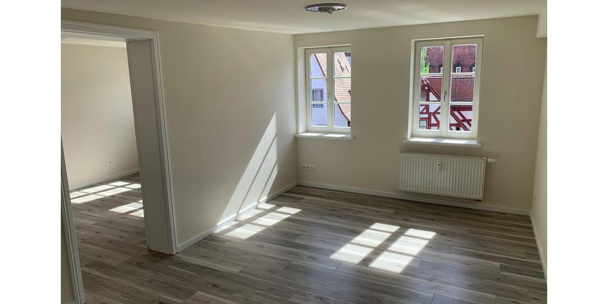 Dachgeschoßwohnung Fürth Altstadt - 2.5 Zimmer, 52 m&sup2;, 225.000&euro; | Angebot:26416036