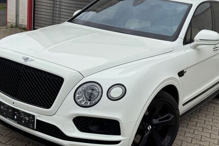 Bentley Bentayga 94.300 km 114.750 € Kerpen 50171