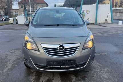Opel Meriva 219.000 km 3.200 &euro; Dresden 01257