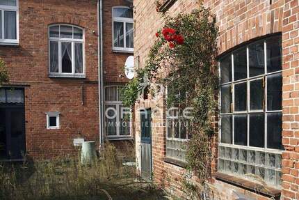 ***Einmalige Chance: Stadthaus mit viel Charme, Nebengelass und Garten*** 6 zimmer