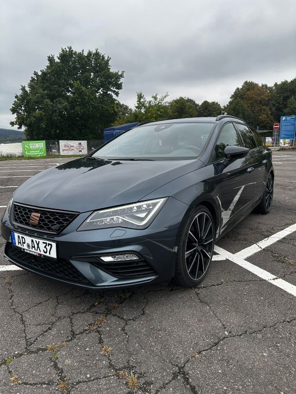 Seat Leon 51.000 km 24.900 € Tonndorf 99438