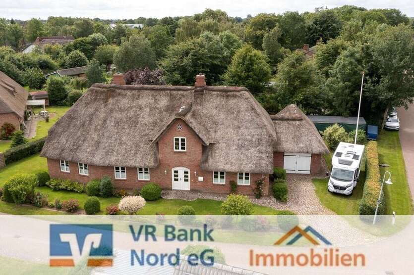 Haus zum Kaufen in Risum-Lindholm 598.000 € 192 m²