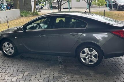 Opel Insignia 135.000 km 4.500 &euro; Siegen 57080