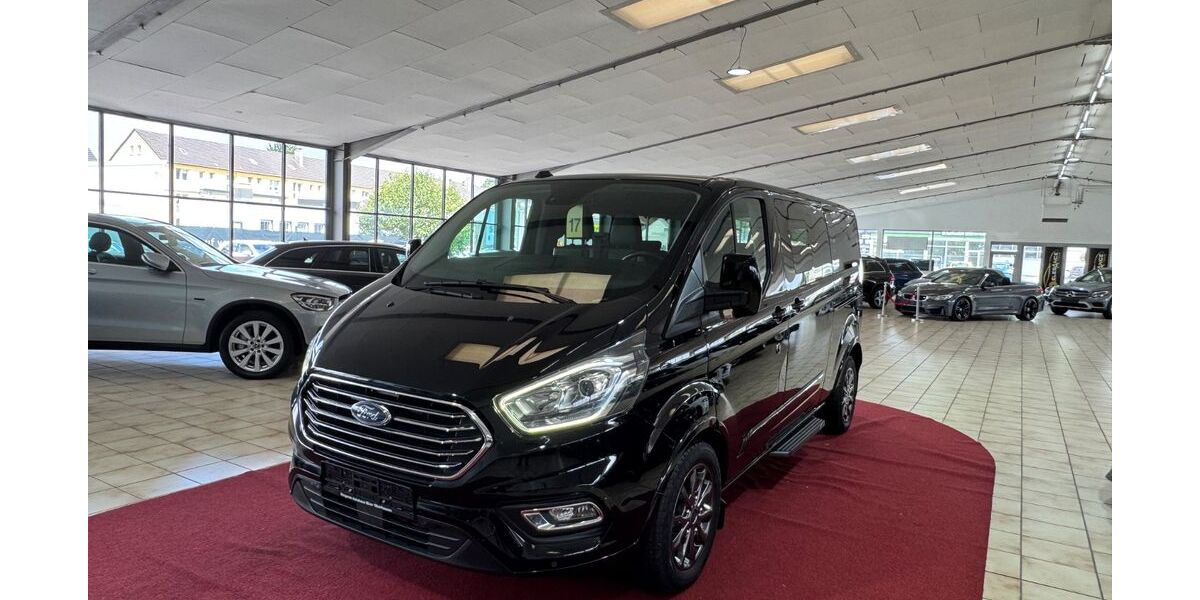 Ford Tourneo Custom 120.000 km 28.990 € Oberhausen 46047