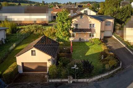 Haus zum Kaufen in Braunfels 368.500 € 239 m² 7.5 zimmer