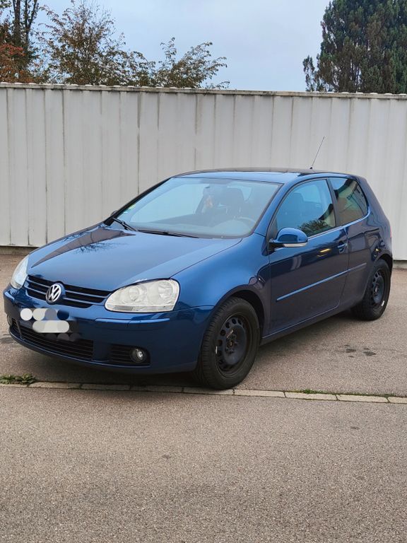 VW Golf 122.938 km 4.500 € Kempten 87435