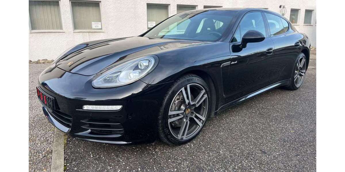 Porsche Panamera 198.000 km 26.990 &euro; Mönsheim 71297