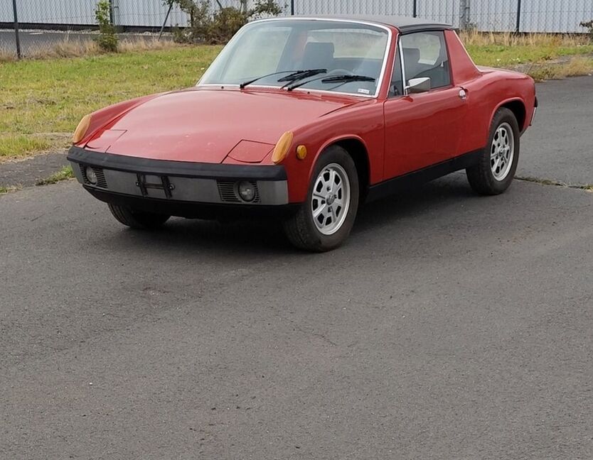 914