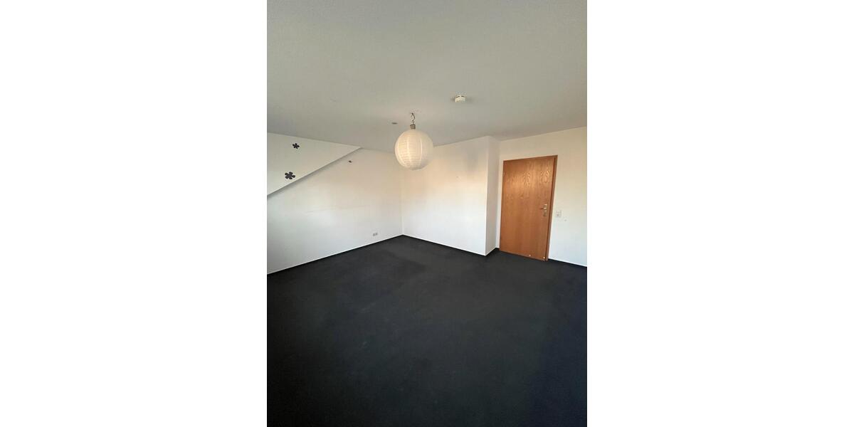 Dachgeschoßwohnung Marburg Marbach - 3 Zimmer, 56 m&sup2;, 185.000&euro; | Angebot:25406532