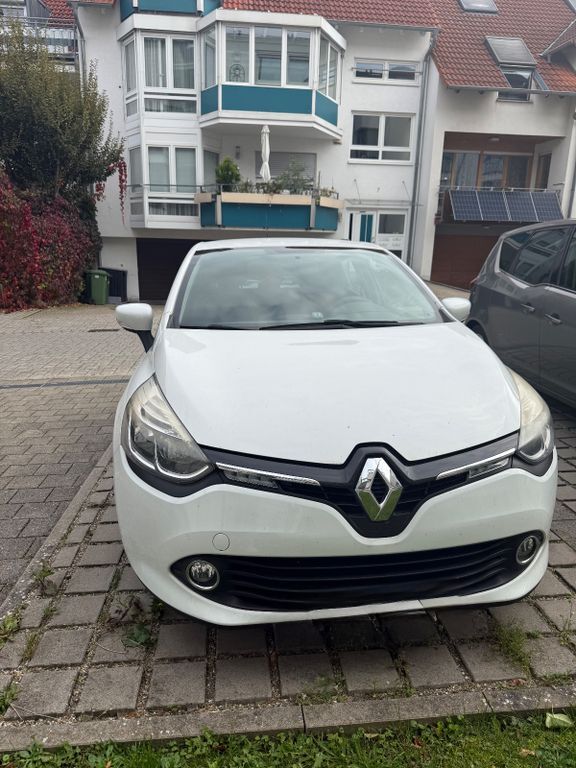 Renault Clio 161.000 km 5.000 € Bruchsal 76646