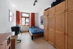 Attraktives Mehrfamilienhaus mit Gewerbeeinheit in Unterbilk