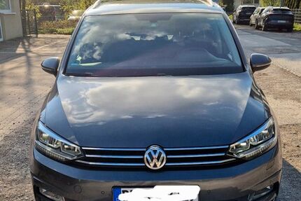 VW Touran 168.094 km 15.000 &euro; Paderborn 33102