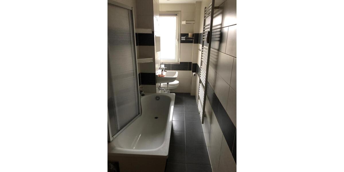 Gut geschnittene 3 Raum-Wohnung zu verkaufen 3 zimmer