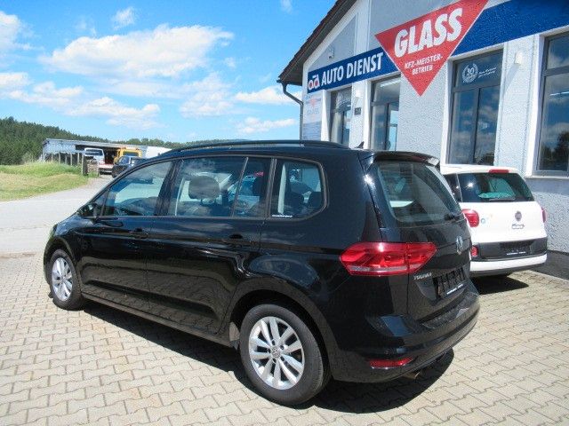 VW Touran 196.250 km 14.870 &euro; Kirchberg i.W. 94259