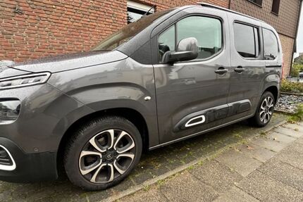 Citroen Berlingo 114.000 km 12.500 € Oberhausen 46147